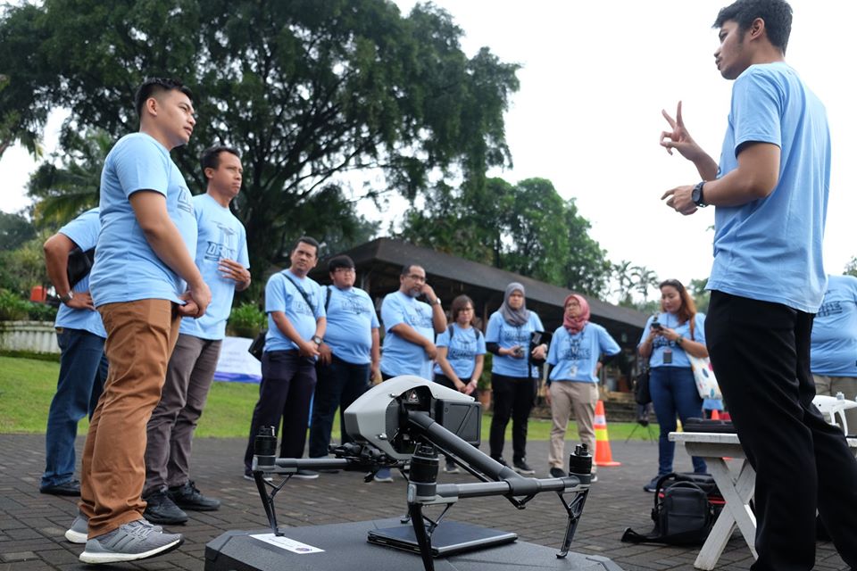 Drone Terbaik Untuk Pemotretan Pernikahan Unik: Cerita Cinta Di Udara