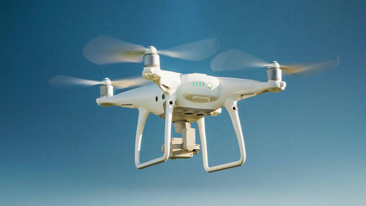 Drone Terbaik Untuk Pemotretan Aktivitas Petualangan Air: Rekam Aksi Seru Dari Udara