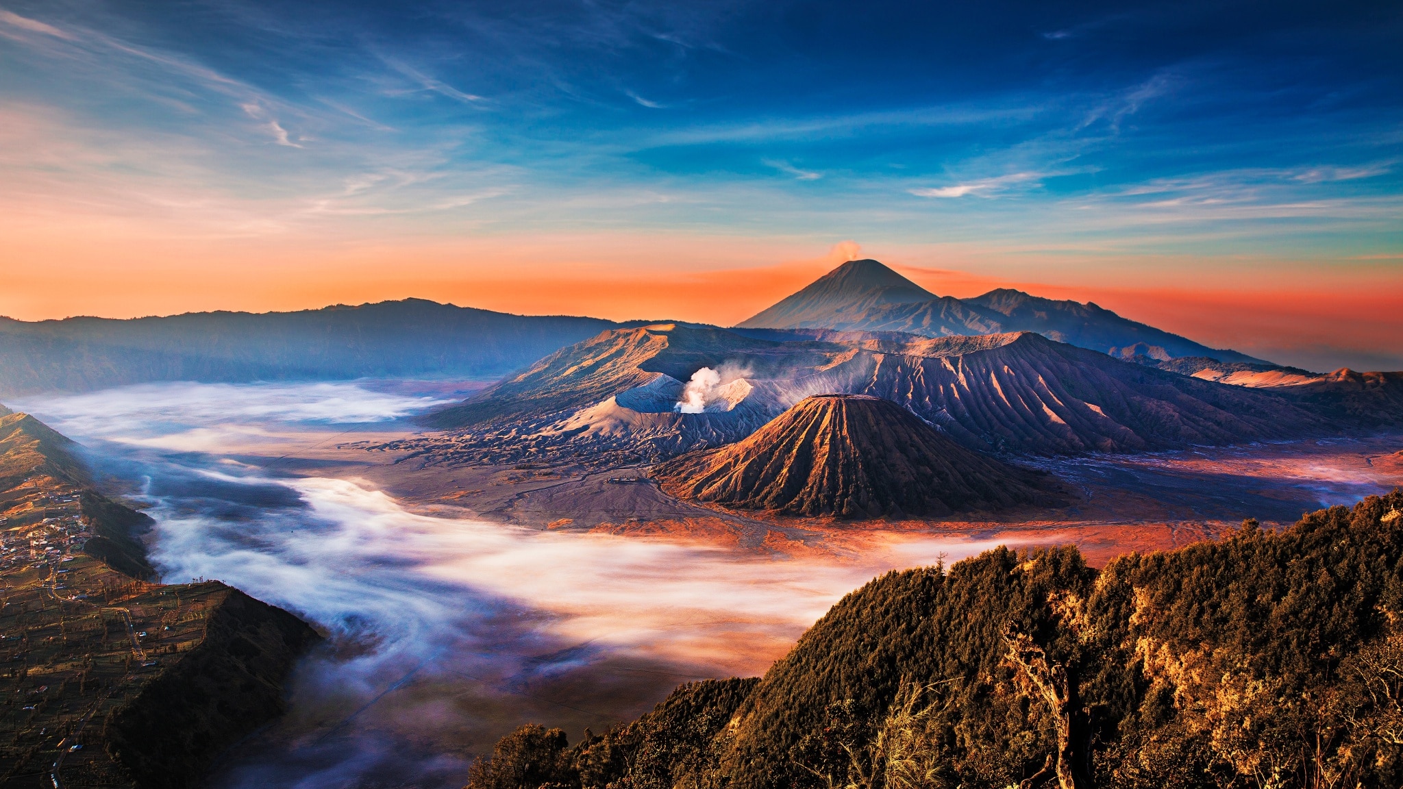 Indonesia Dari Ketinggian: Menyaksikan Pesona Destinasi Wisata Dengan Drone